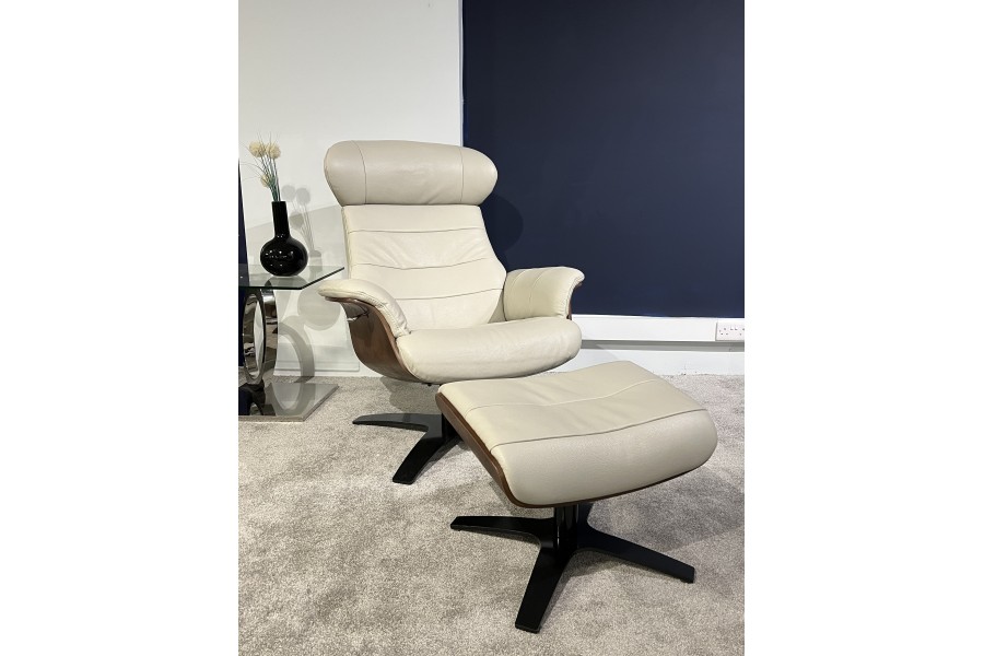 Vergeze Chair & Stool Cloud Leather